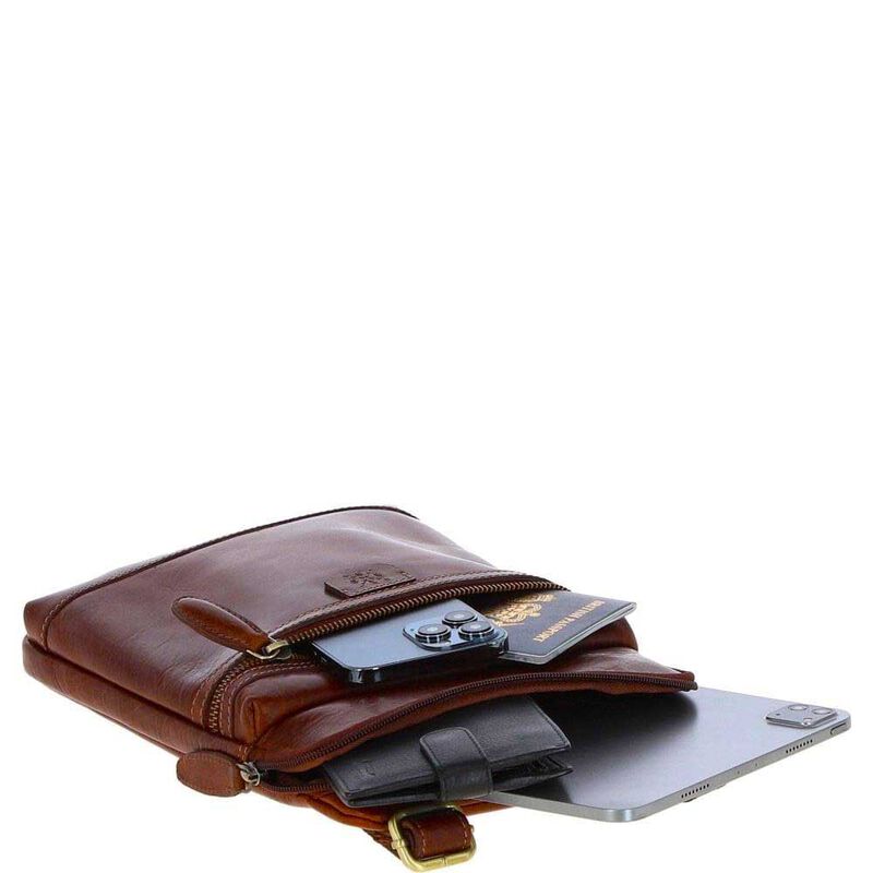 Ashwood Leather Medium Flight Bag image number 2